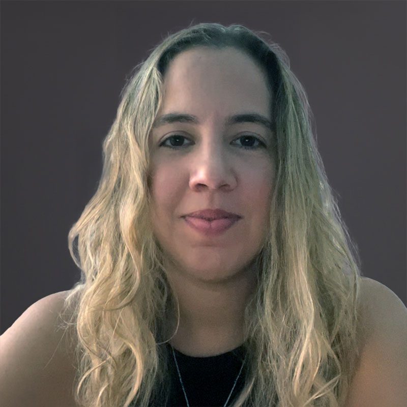 gaby-pro-grey